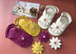 Παπούτσια περπατήματος μωρών δέρματος διακοσμήσεων λουλουδιών